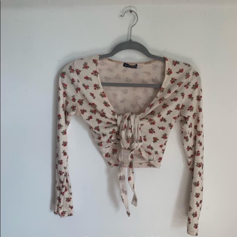 BRANDY MELVILLE FLORAL TIE TOP